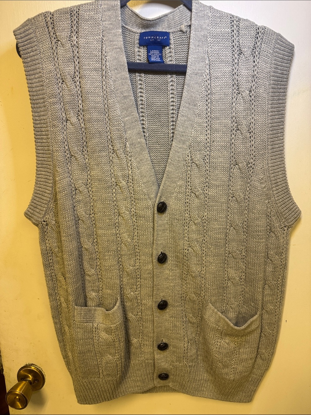 Towncraft Men's Gray Cable Knit Button-Front Vest